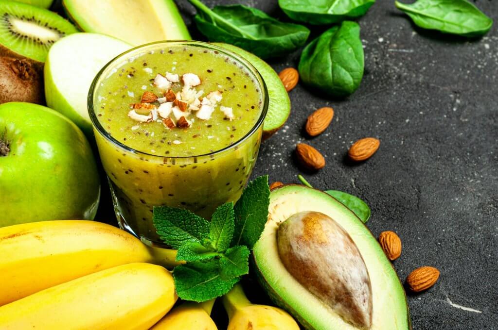 Almond-Green Smoothies